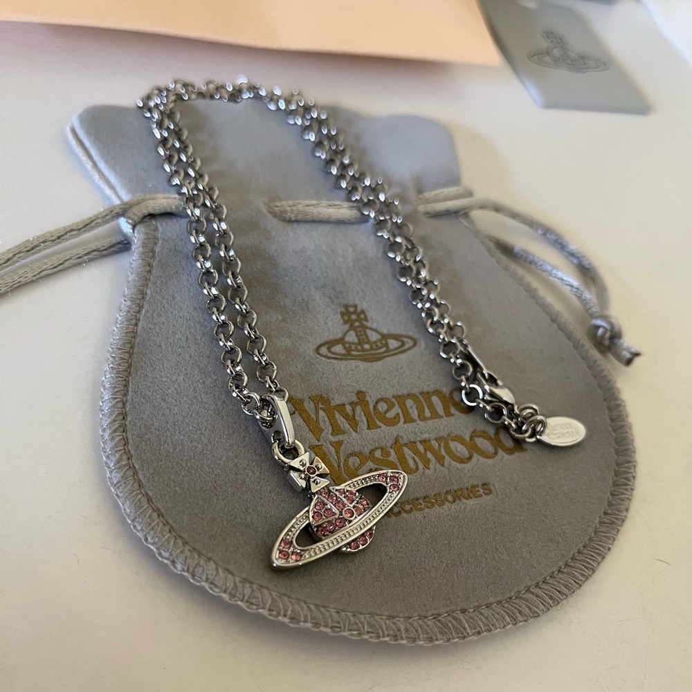 vivienne westwood necklace